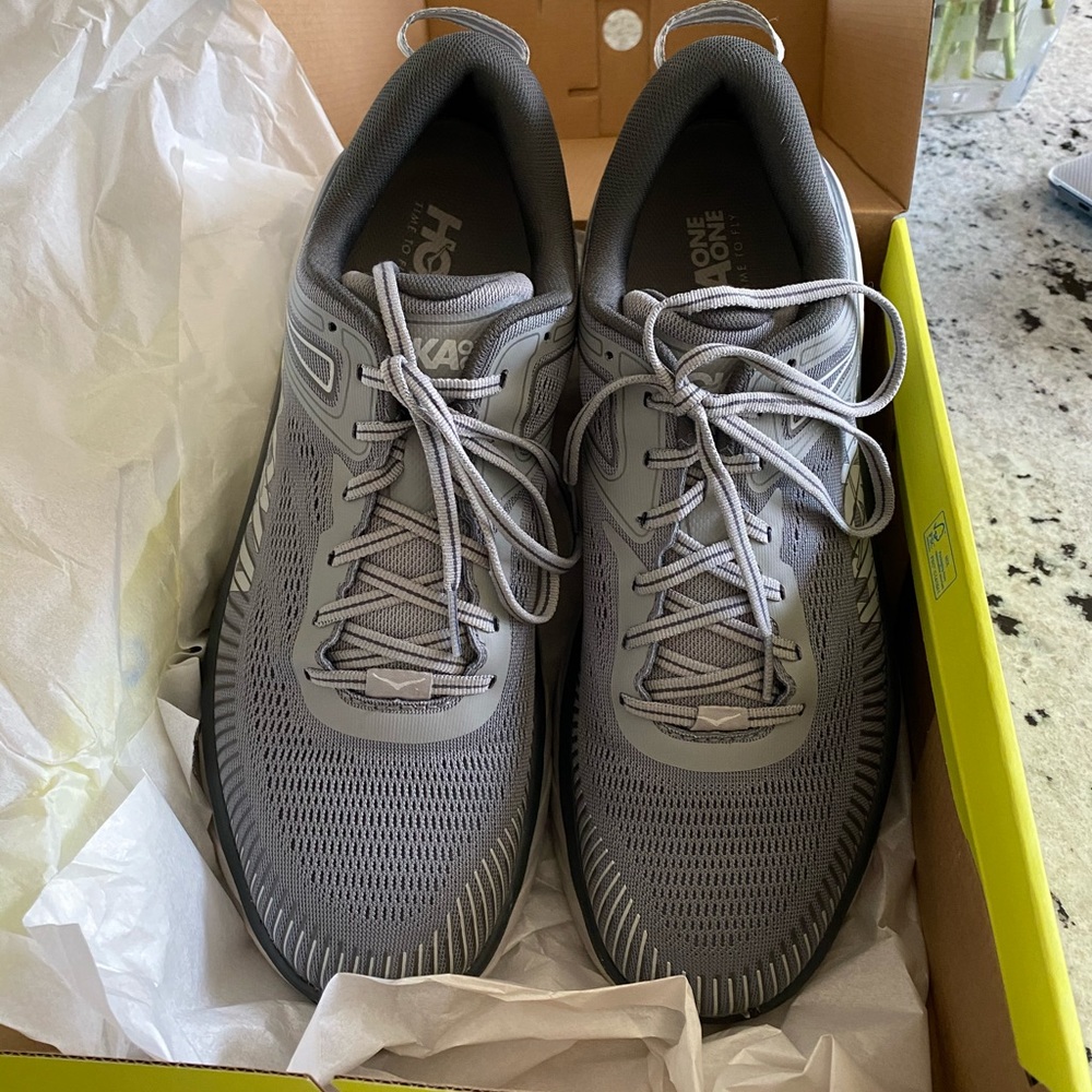 HOKA BONDI 7